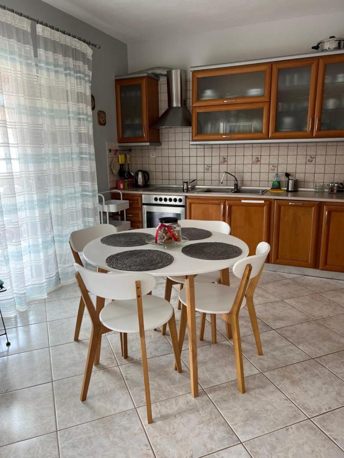Apartment Efi Nea Peramos  Ngoại thất bức ảnh