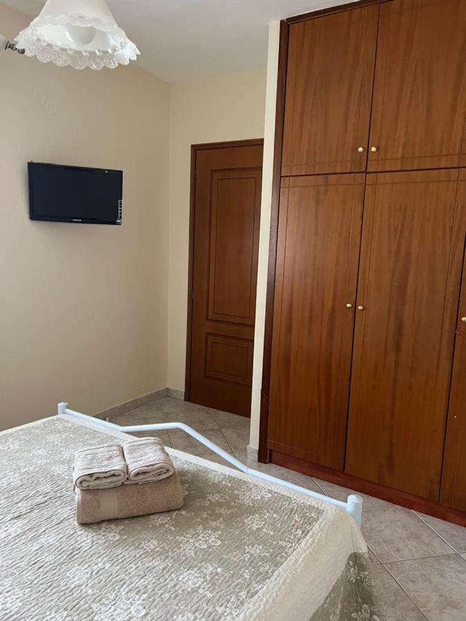 Apartment Efi Nea Peramos  Ngoại thất bức ảnh